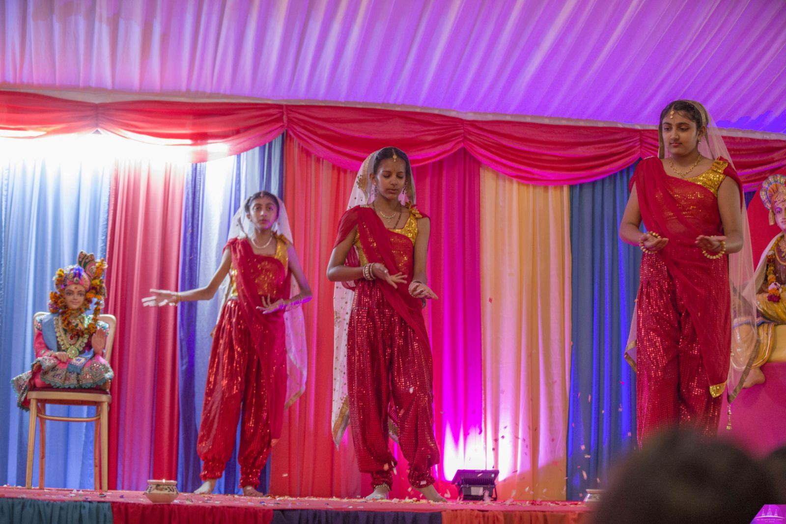 7D2A6785 copy - ©1987-2017 SKS Swaminarayan Temple East London